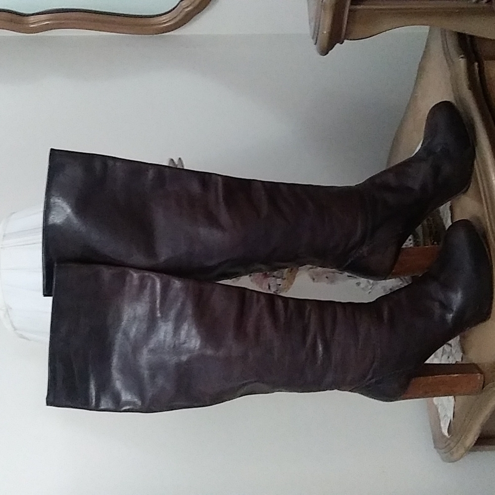 Chloe boots
